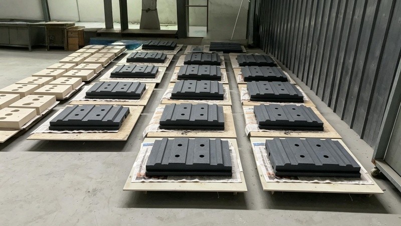 碳化硅炉膛盖板